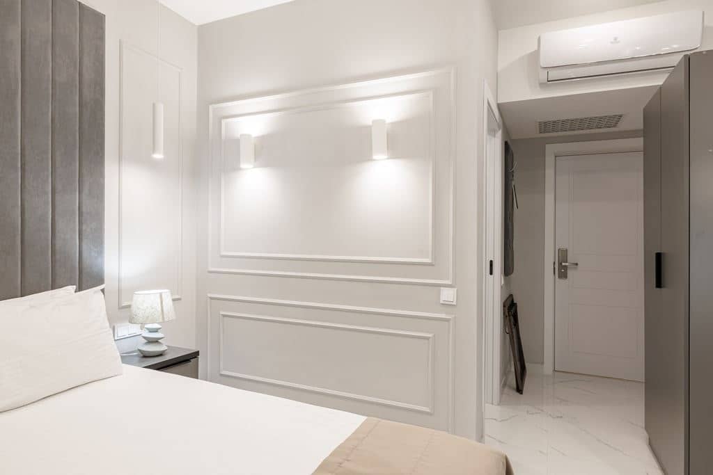 rooms-economy