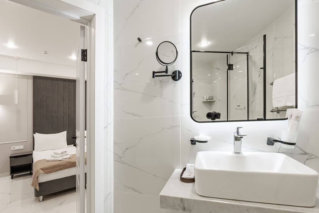 rooms-economy-plus