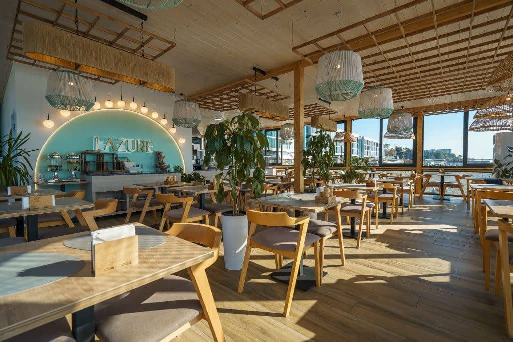 restaurants-restaurant