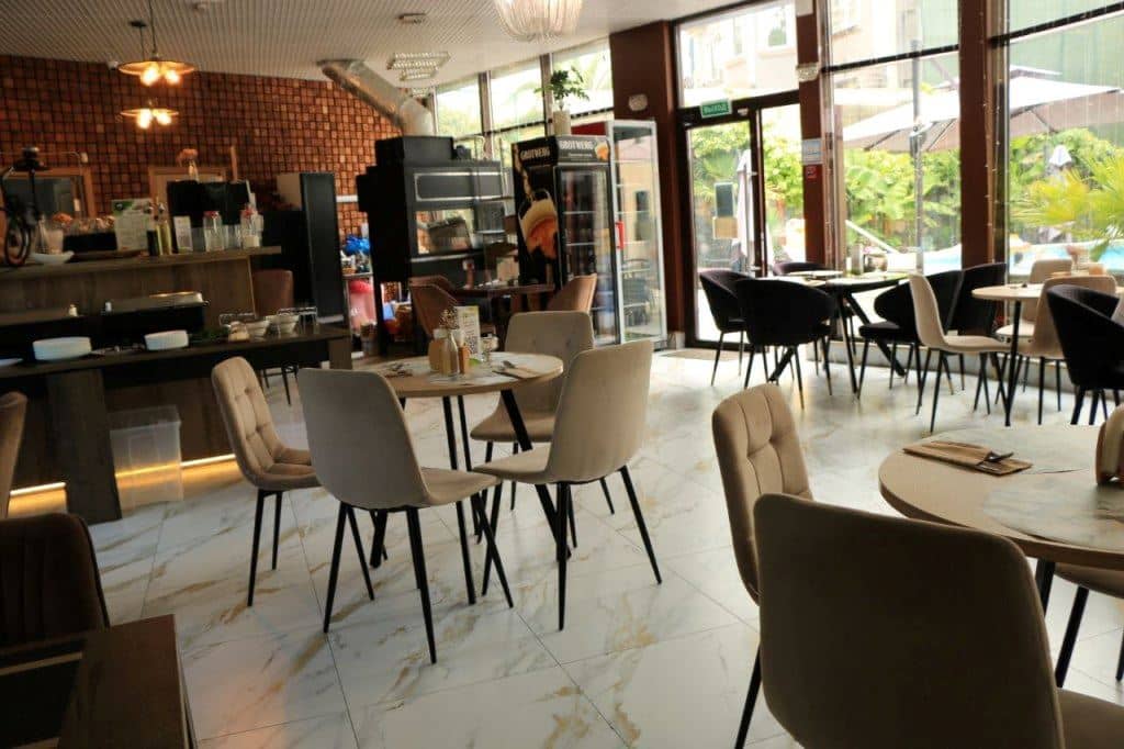 restaurants-senator