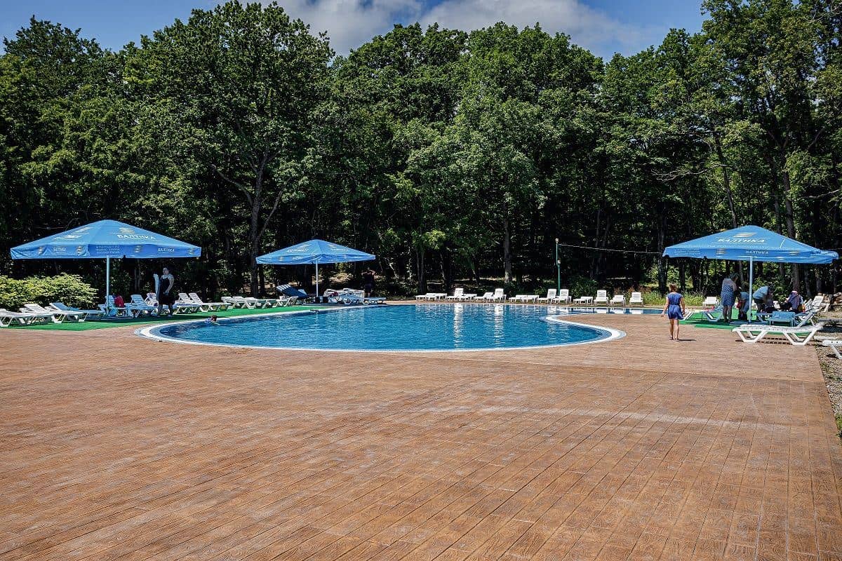 pools-outdoor-pool