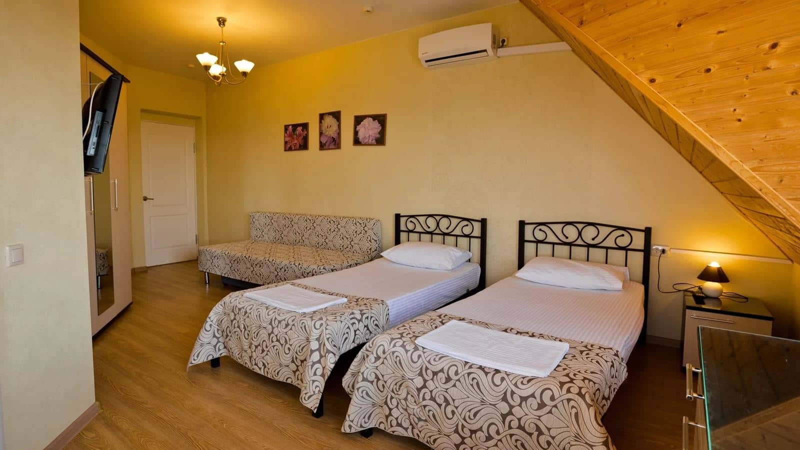 rooms-double-side-sea-view-1