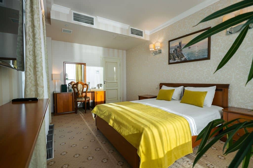 rooms-deluxe-sea