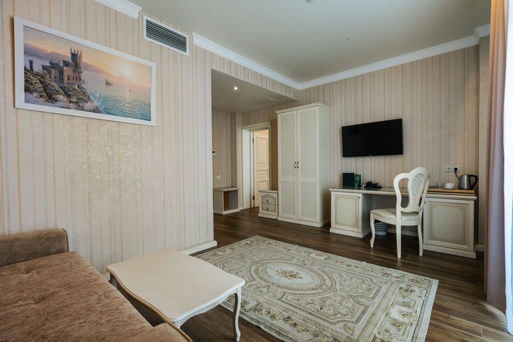 rooms-family-sea