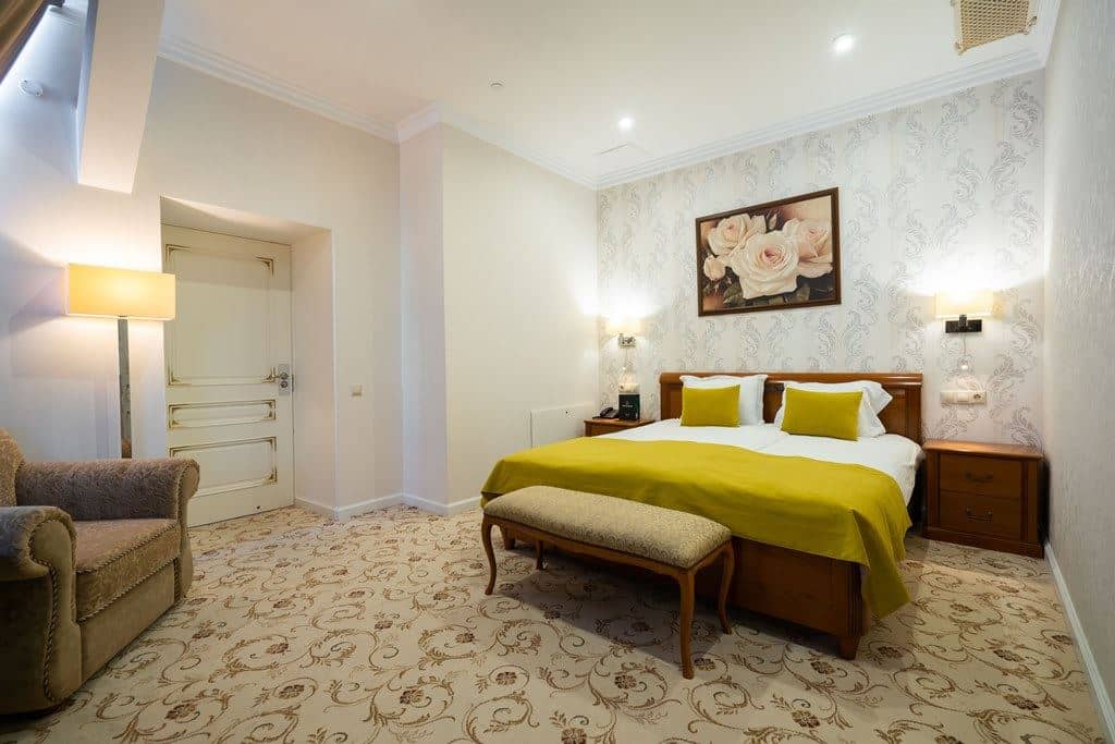 rooms-luxe-mansarda