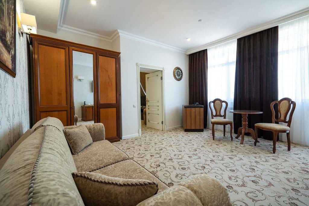 rooms-luxe-mansarda