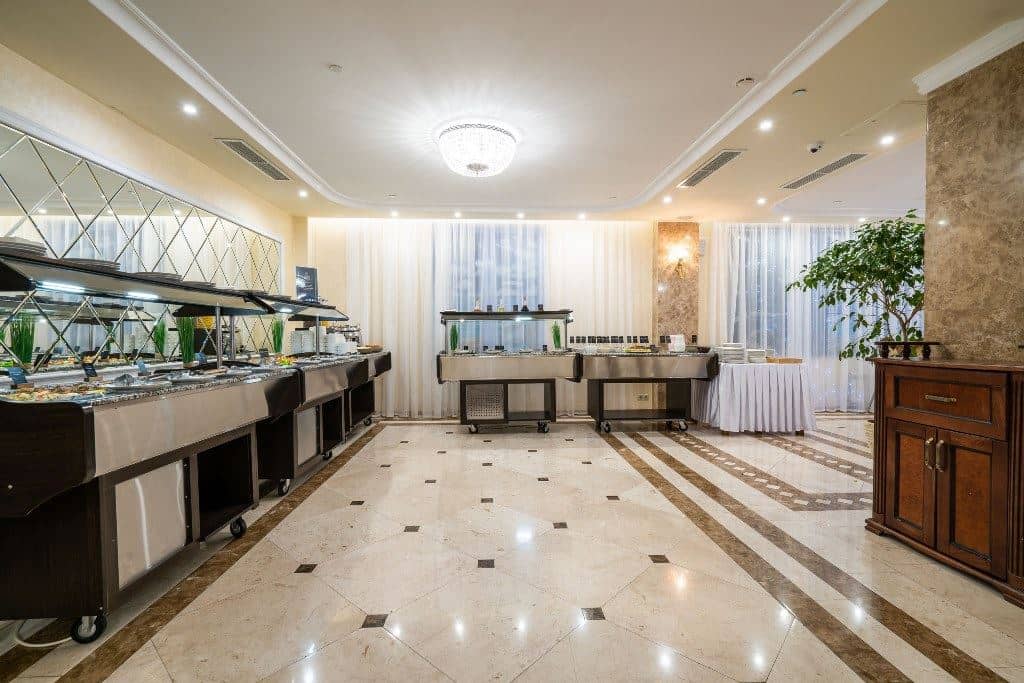 restaurants-restaurant