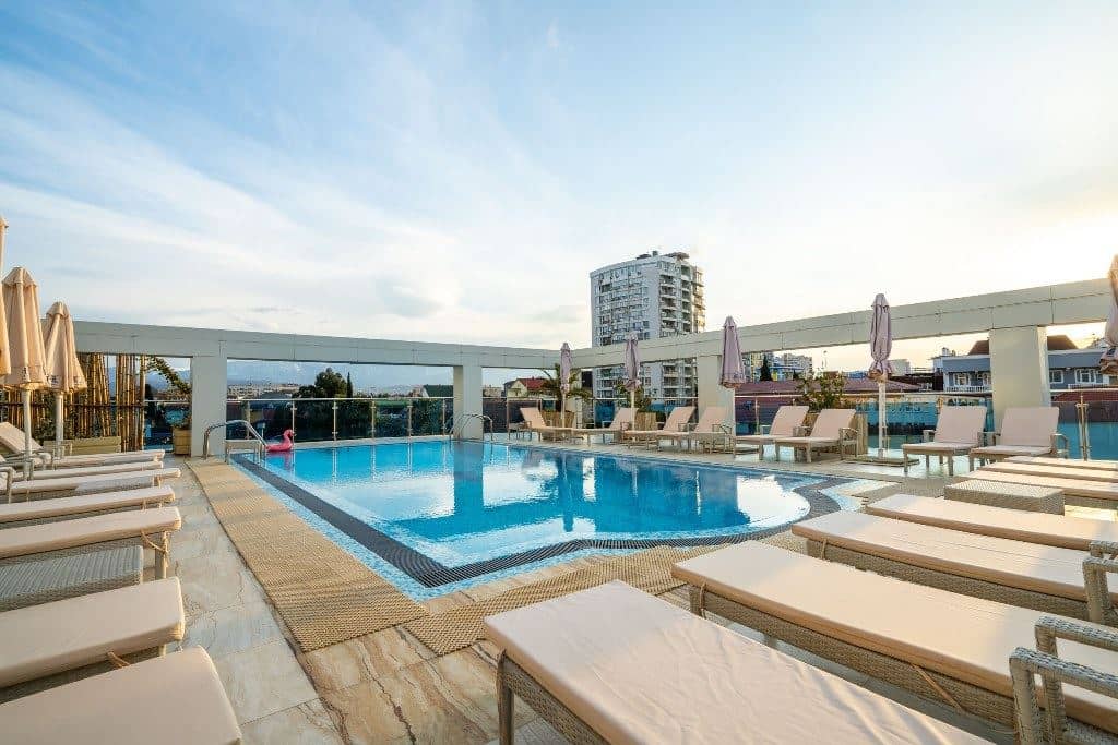 pools-outdoor-pool
