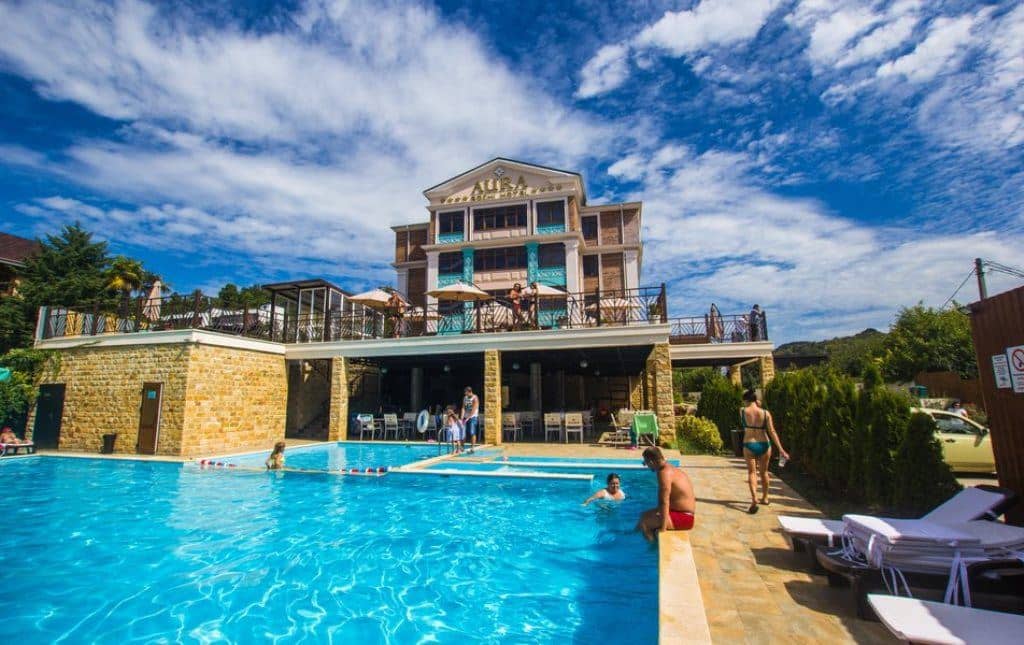 pools-outdoor-pool