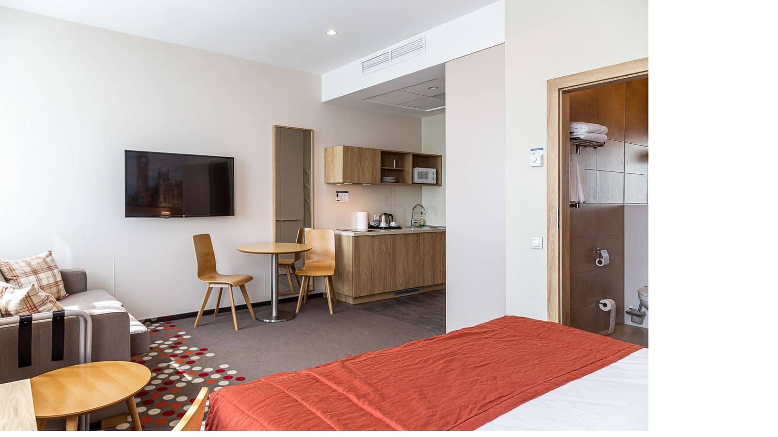 rooms-studio-room