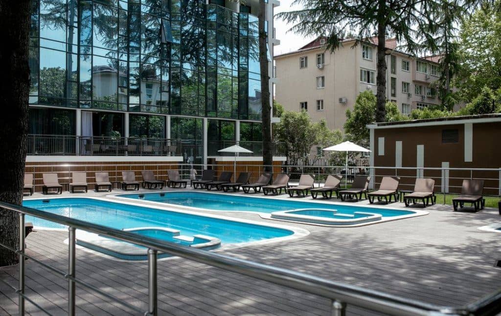 pools-outdoor-pool