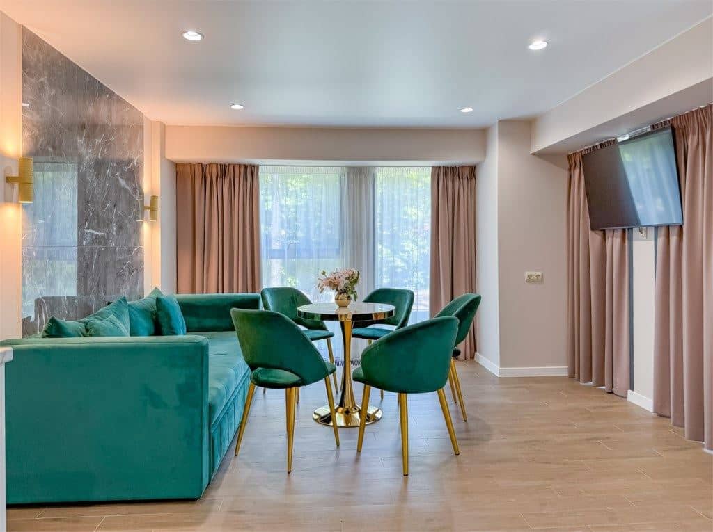 rooms-2-flor-luxe-family