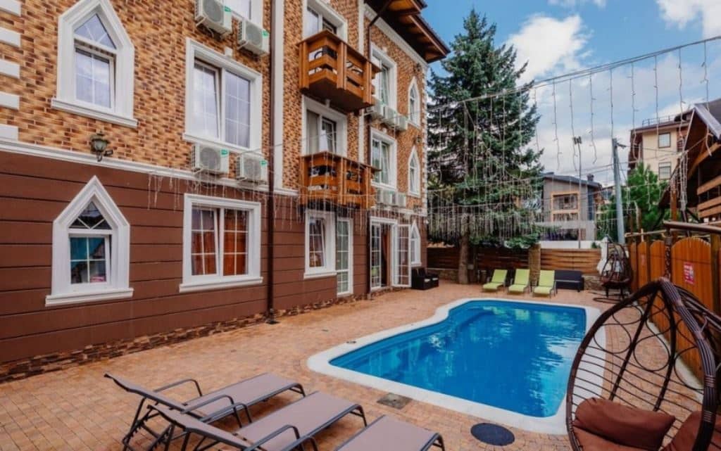 pools-outdoor-pool