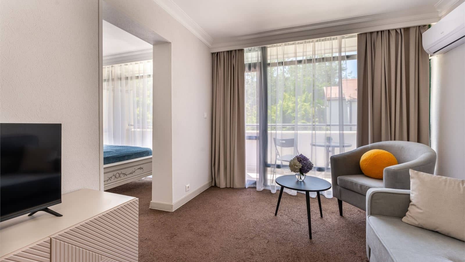 rooms-semeynyi