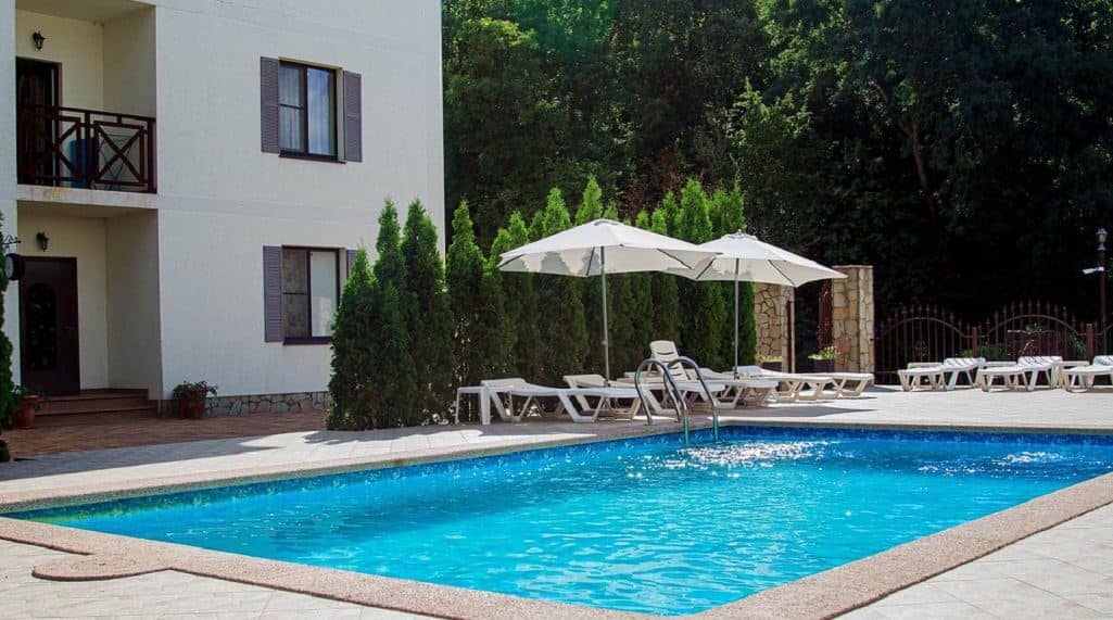 pools-outdoor-pool