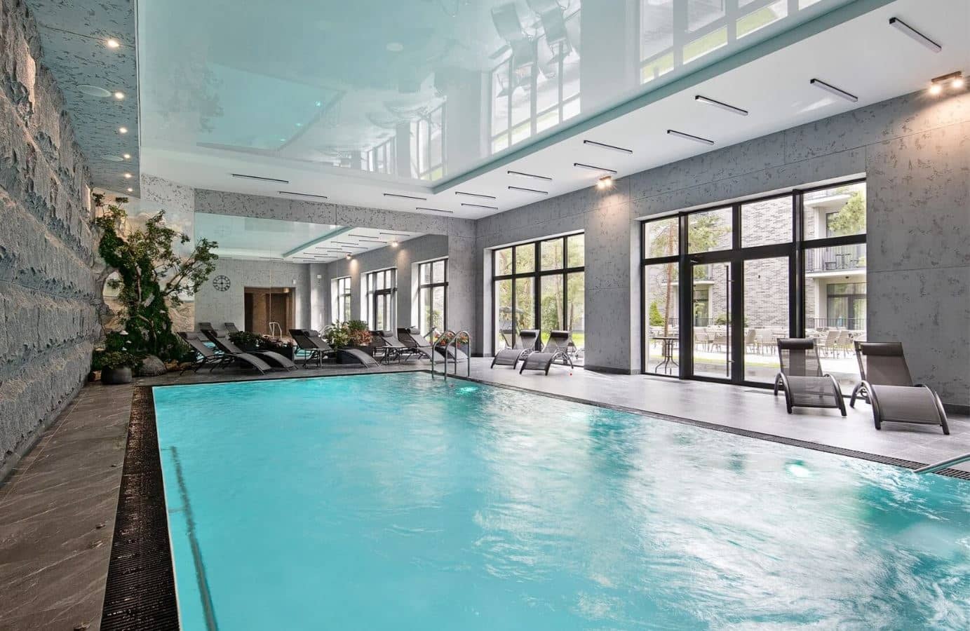 pools-indoor-pool