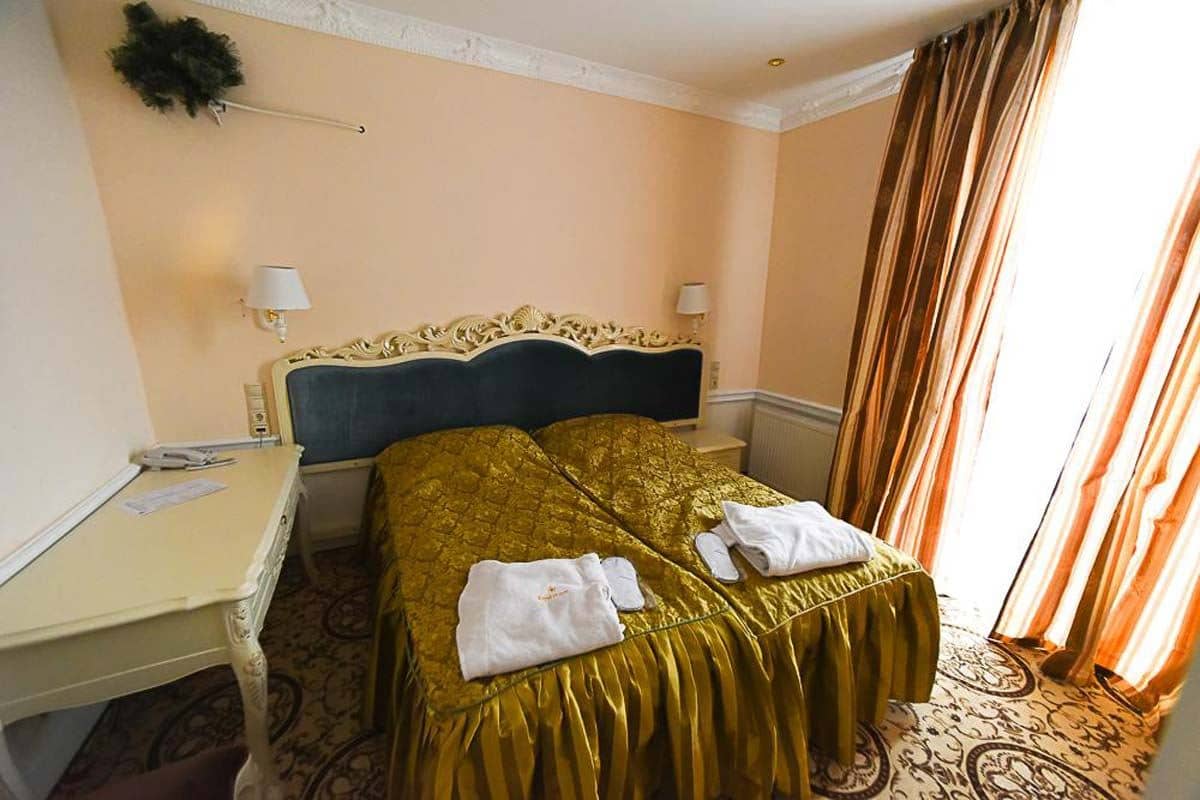 rooms-standart-room