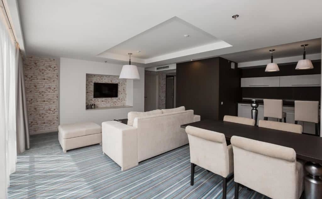 rooms-suite