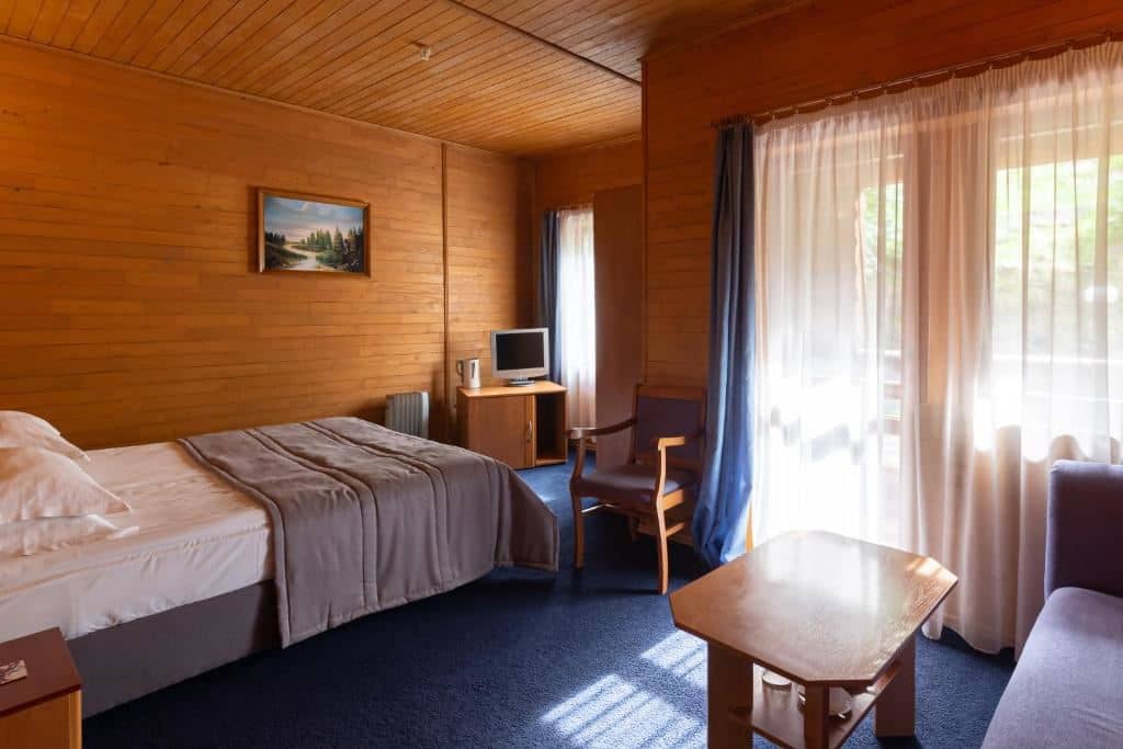 rooms-економ