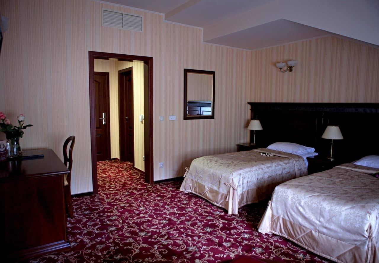 rooms-twin-mansarda