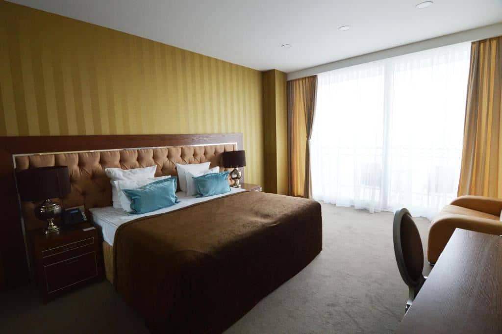 rooms-делюкс-с-видом-на-море