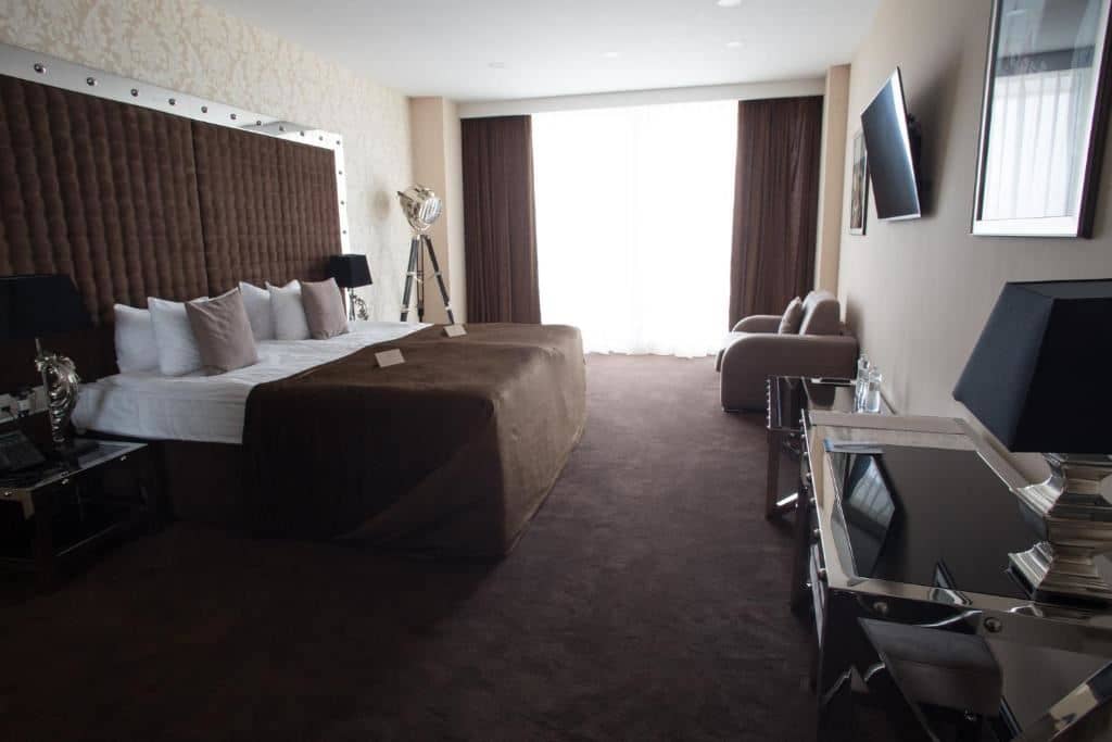 rooms-делюкс-с-видом-на-море