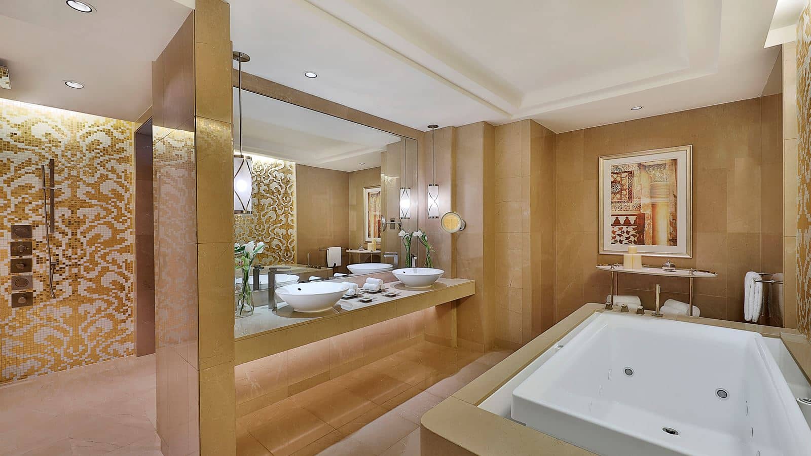 rooms-royal-suite