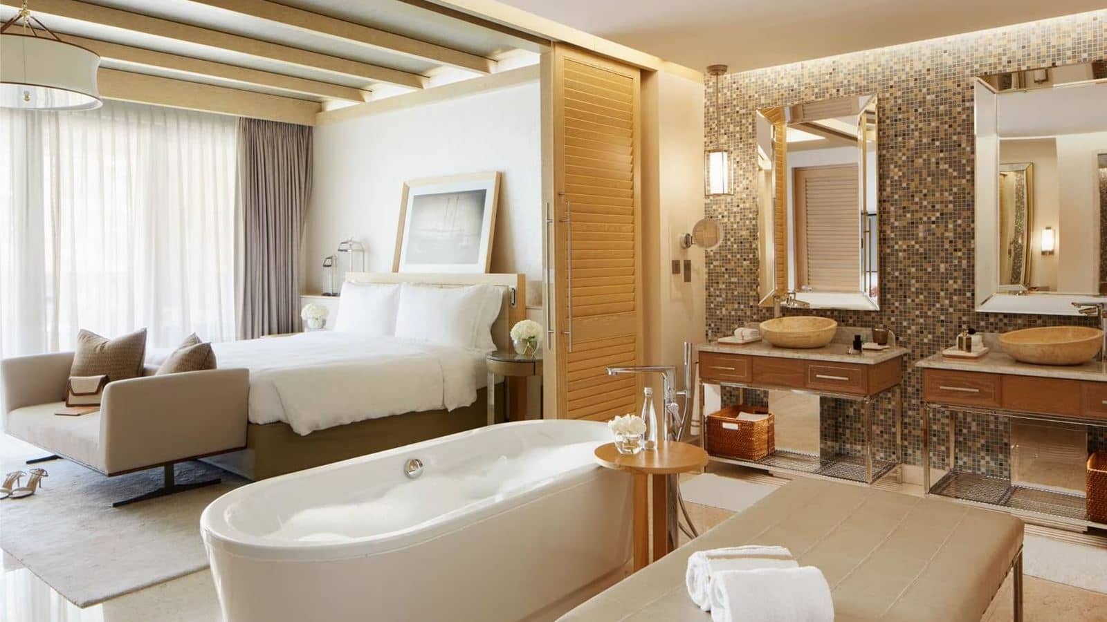 rooms-resort-suite