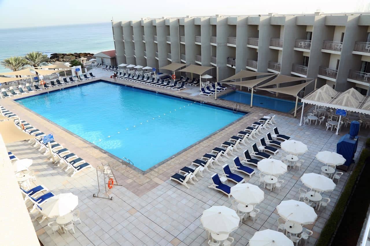 pools-outdoor-pool