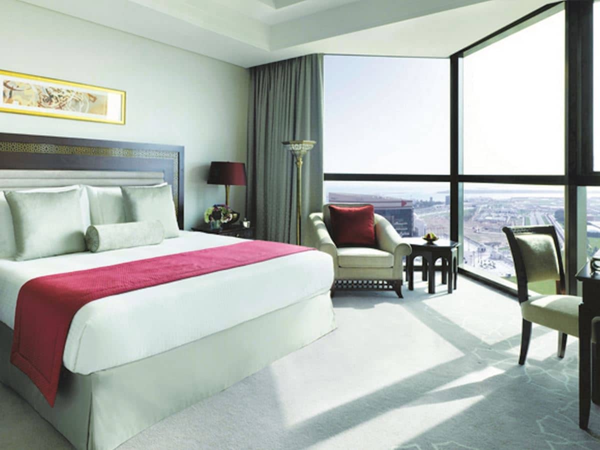 rooms-club-room
