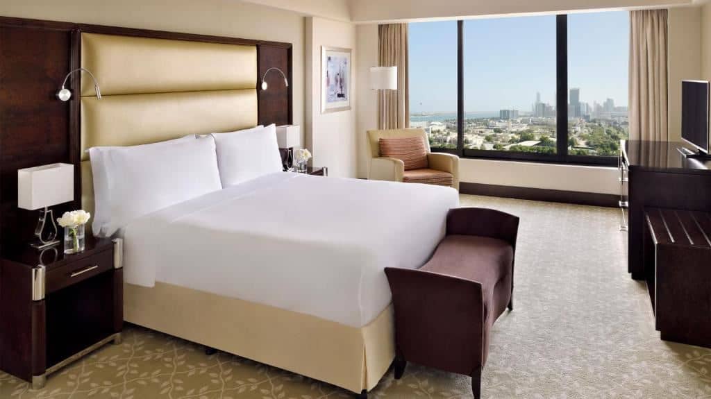 rooms-one-bedroom-sute-garden-view