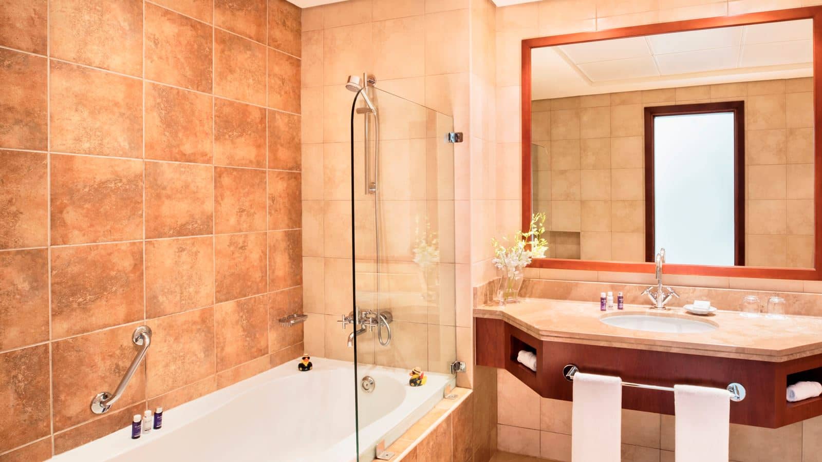 rooms-2-bedroom-superior