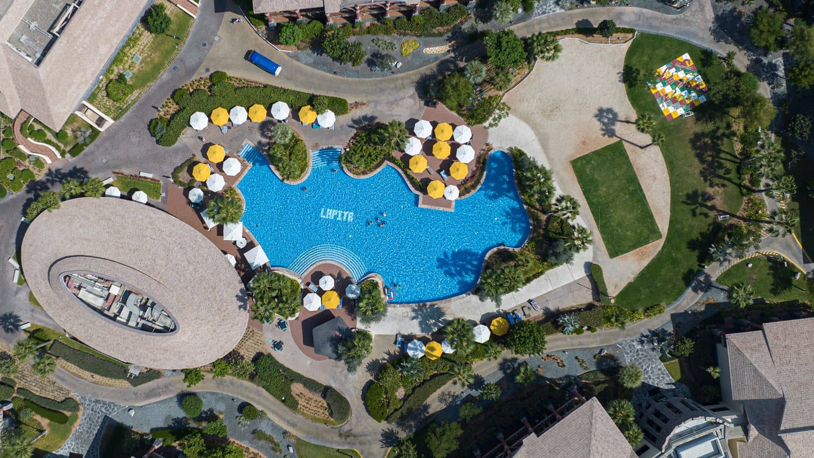 pools-outdoor-pool