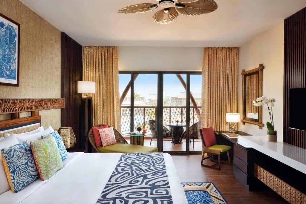 rooms-family-room