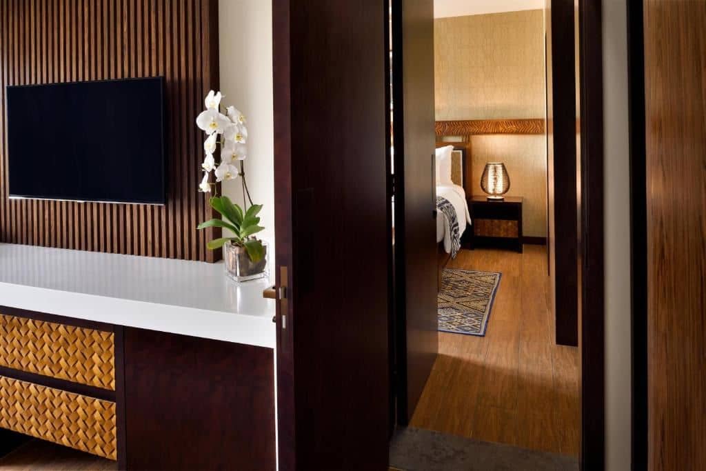 rooms-family-room
