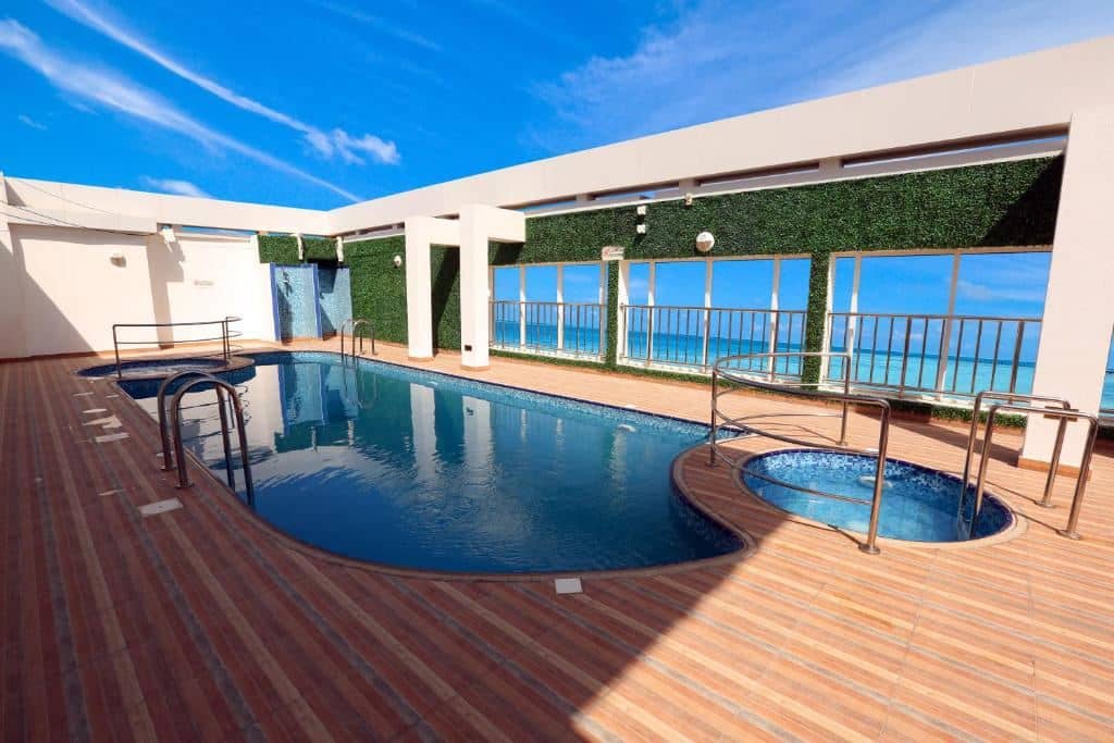 pools-indoor-pool