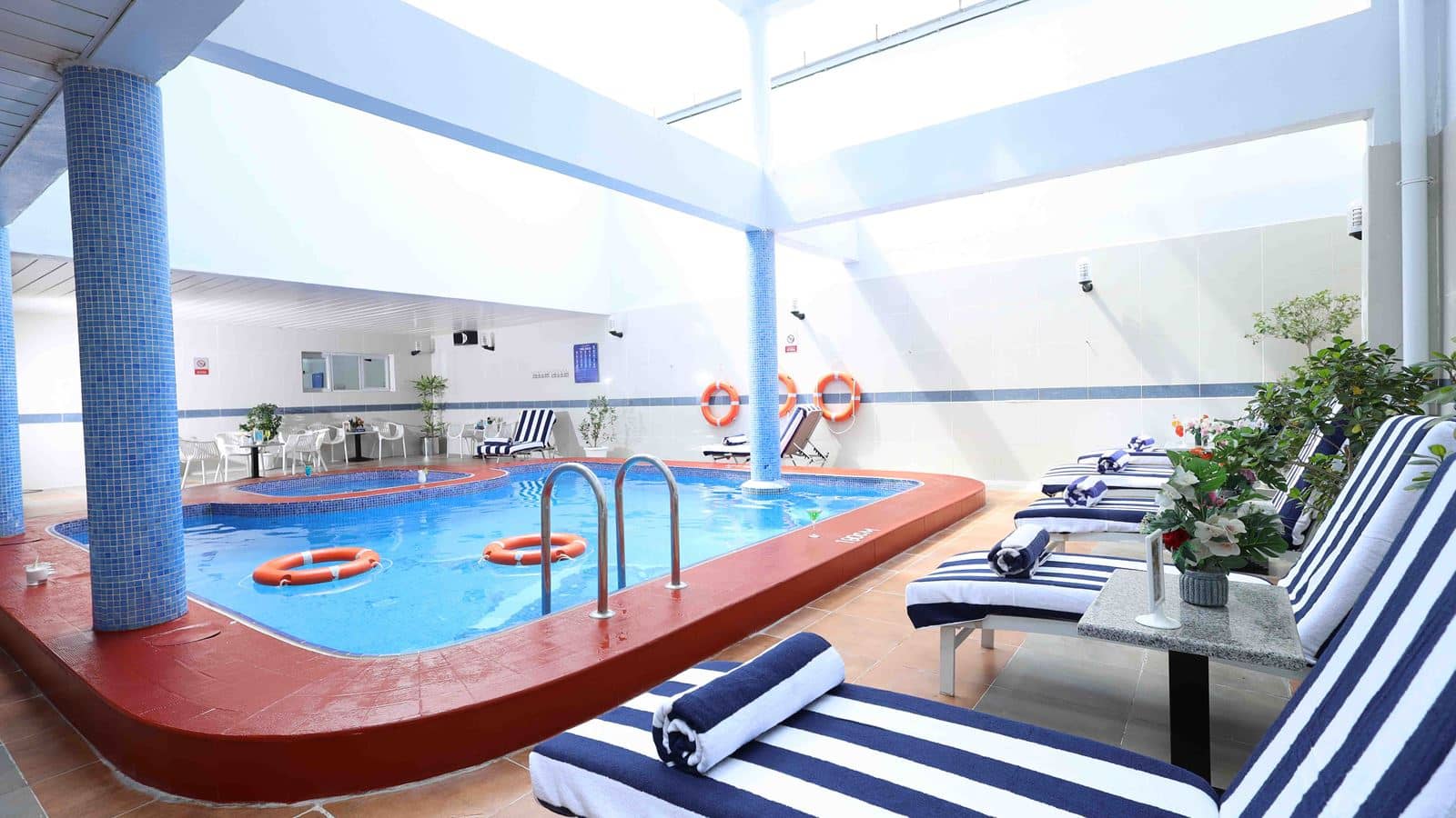 pools-indoor-pool