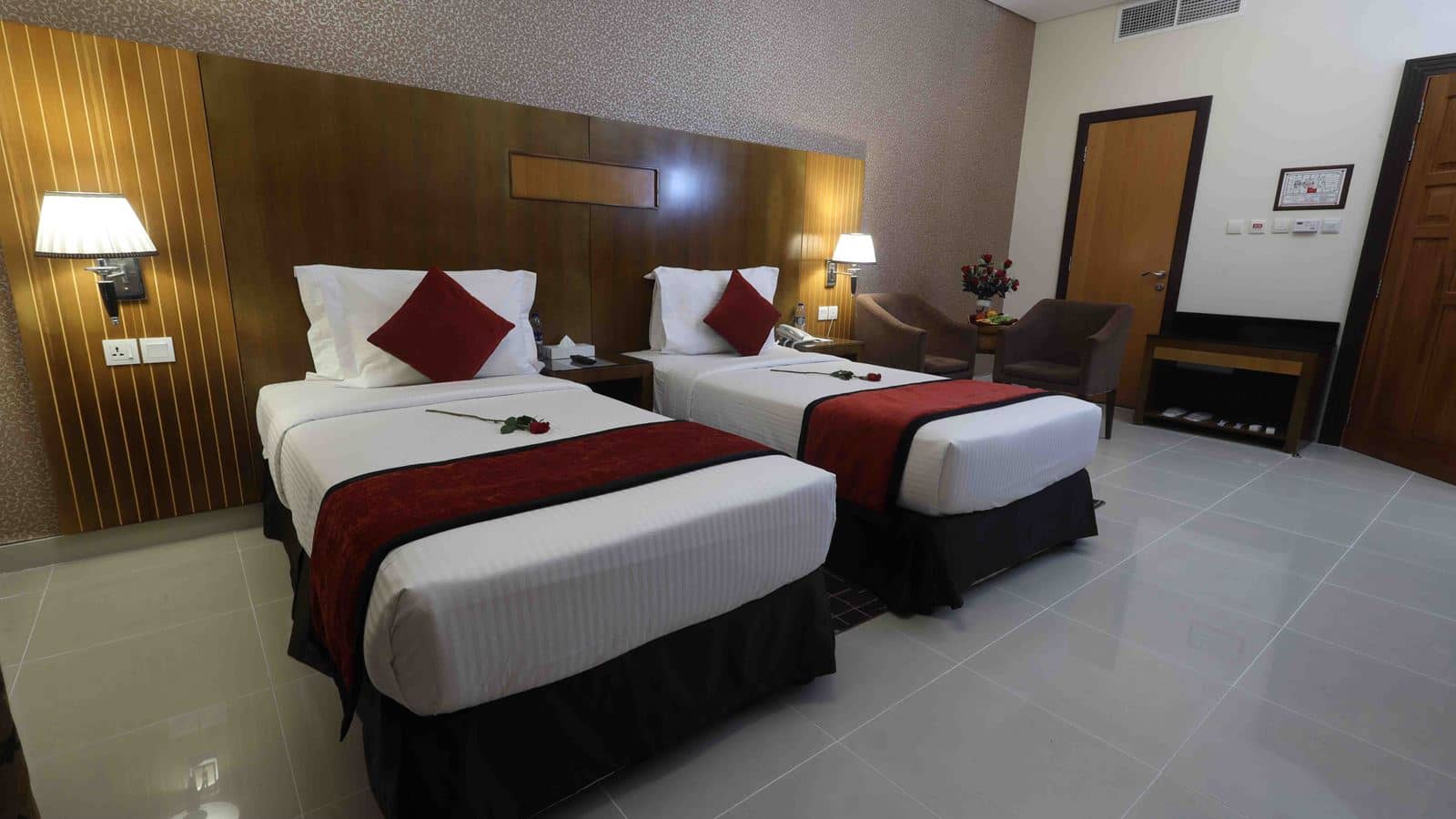 rooms-standard-room-twin