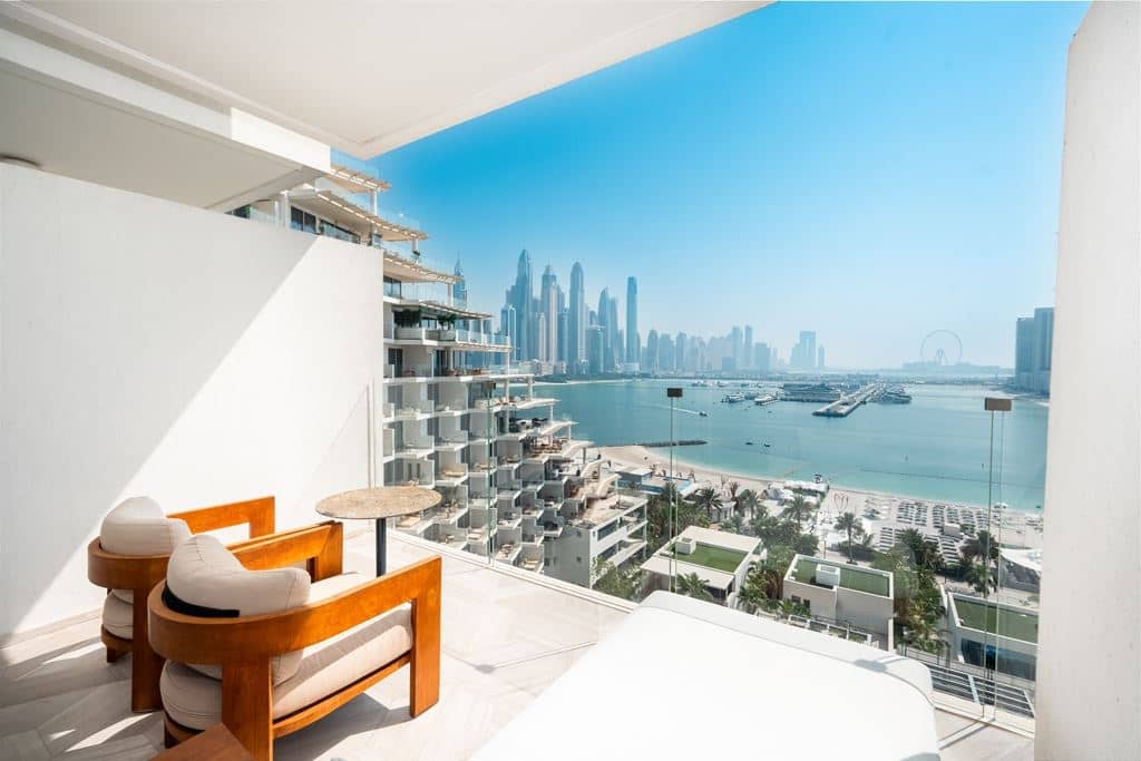 rooms-luxe-sea-view-|-double-queen