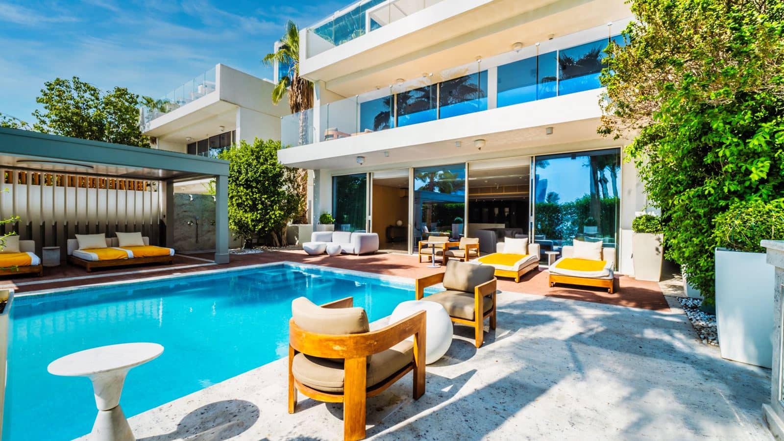 rooms-5-bed-|-beach-villa-wpool