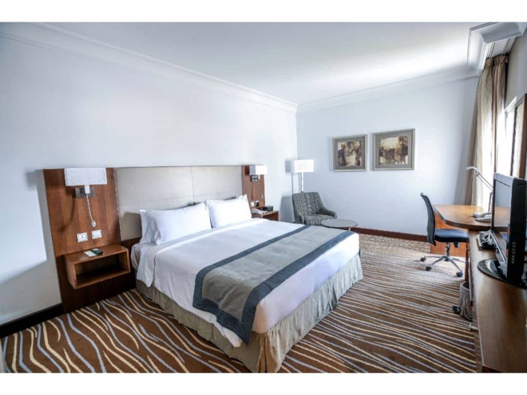 rooms-standard-room