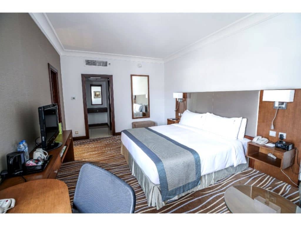 rooms-standard-room
