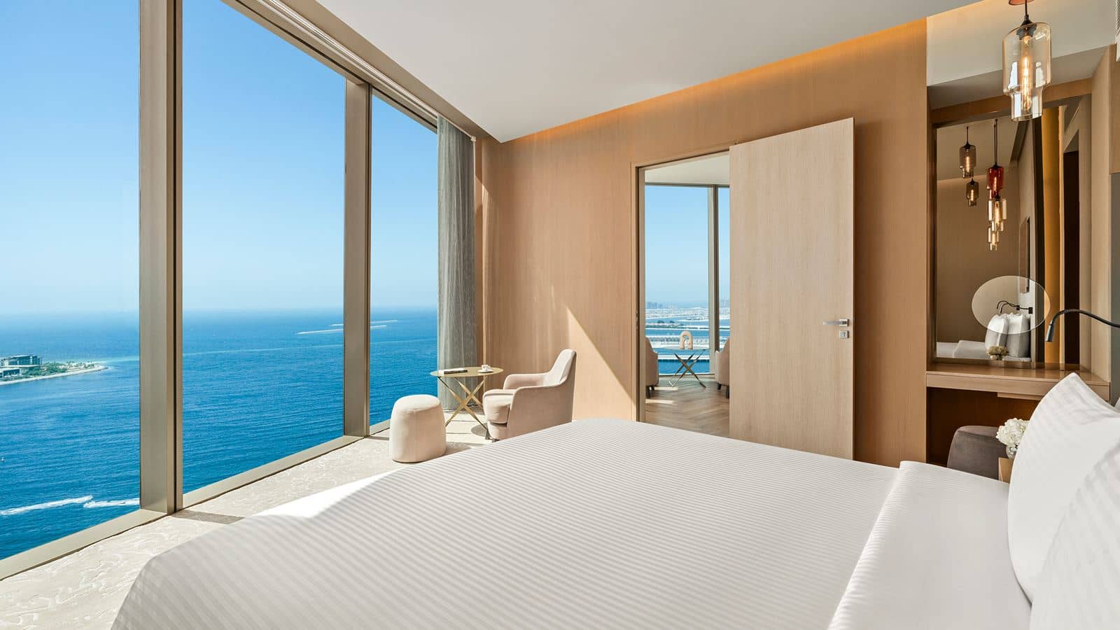 rooms-2-bedroom-premium-suite