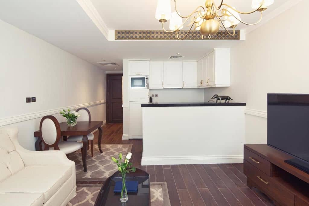 rooms-premium-1-bedroom-apartment-city-view-or-partial-sea-view