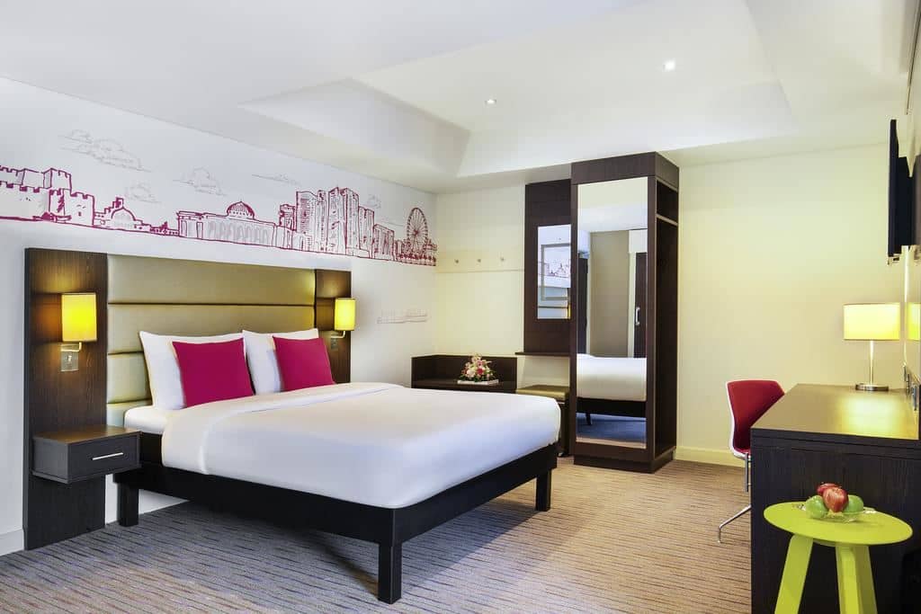 rooms-family-room