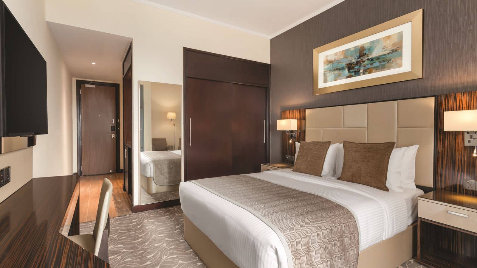 rooms-deluxe-room