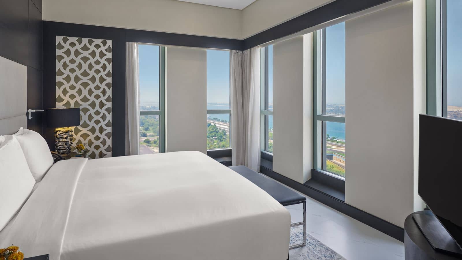 rooms-prestige-suite-room-king