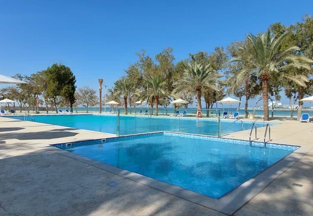 pools-outdoor-pool