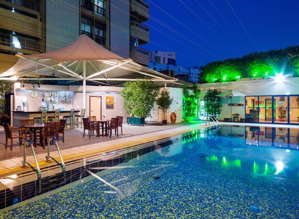 pools-outdoor-pool