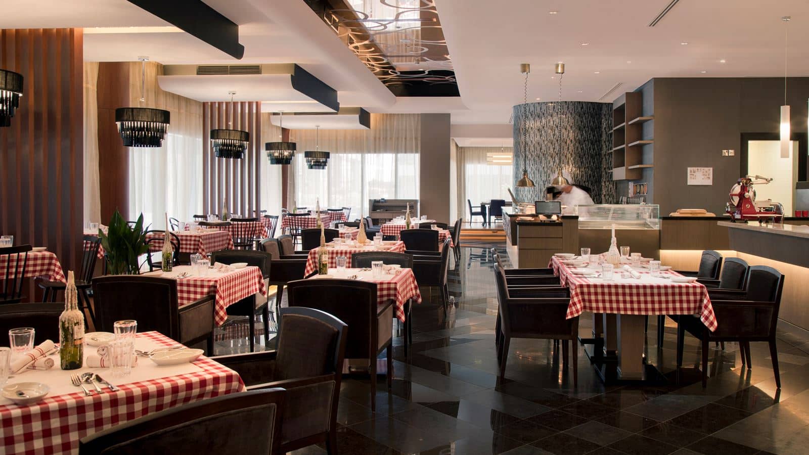 restaurants-dinos-bistro-italiano